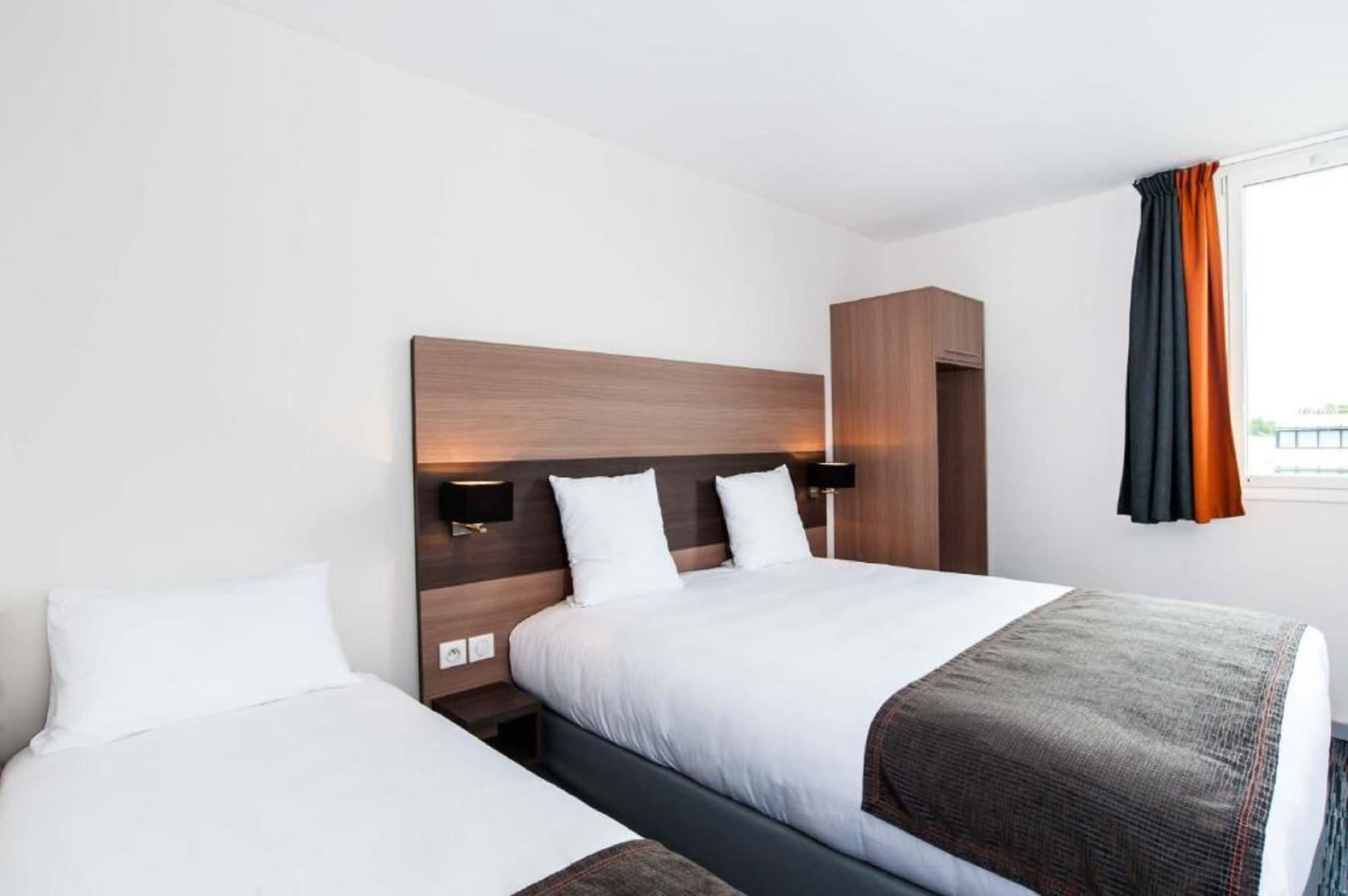 Dios Hotel Bruguieres Luaran gambar
