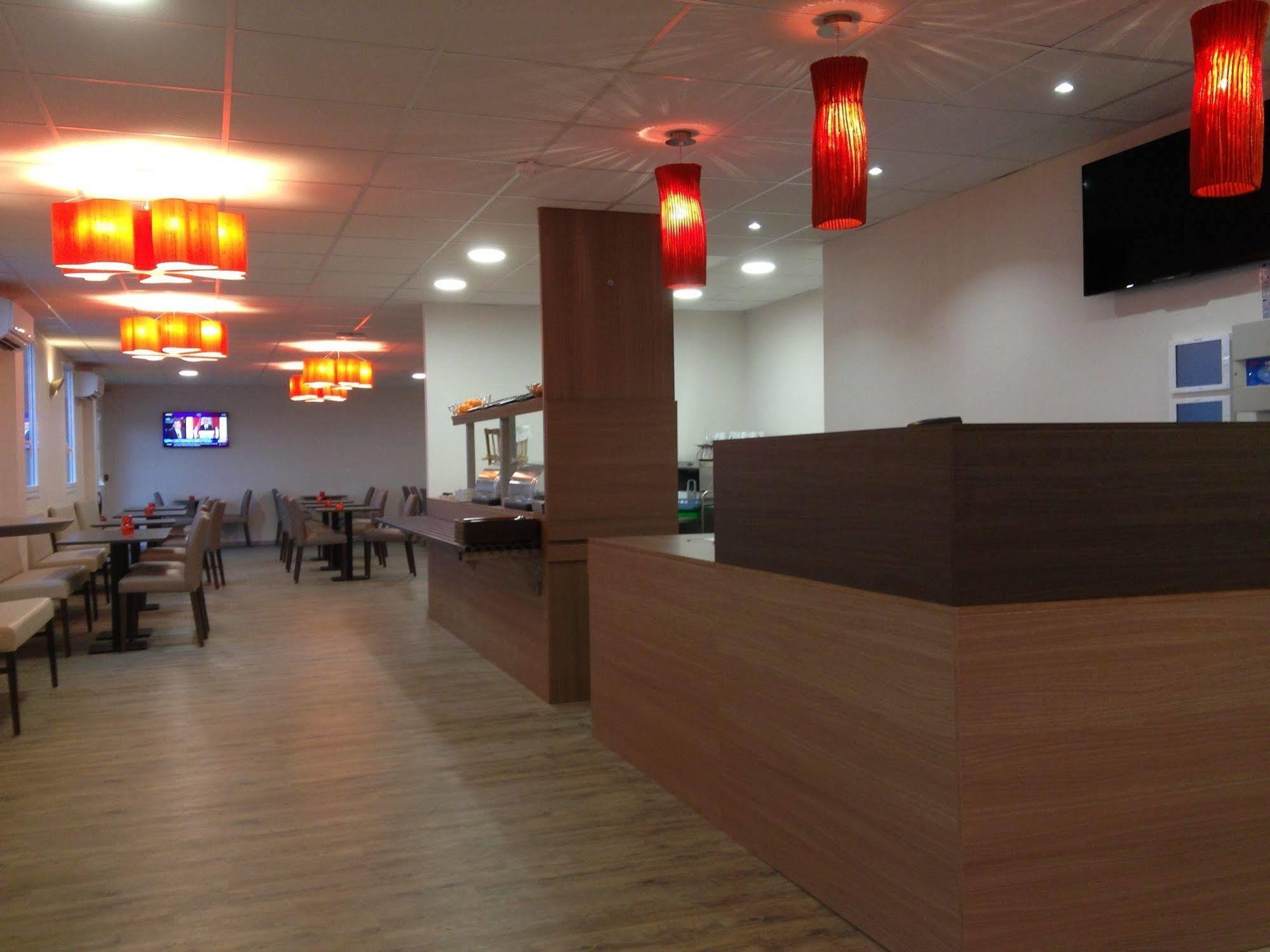 Dios Hotel Bruguieres Luaran gambar