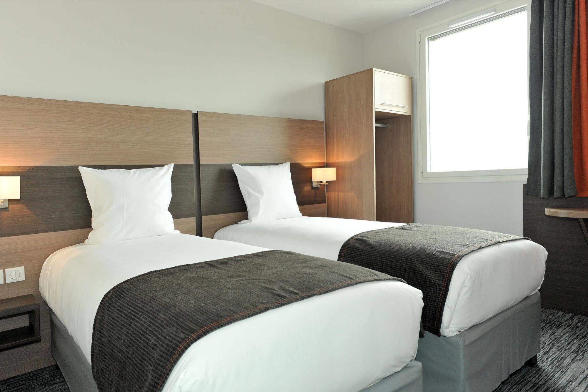 Dios Hotel Bruguieres Luaran gambar
